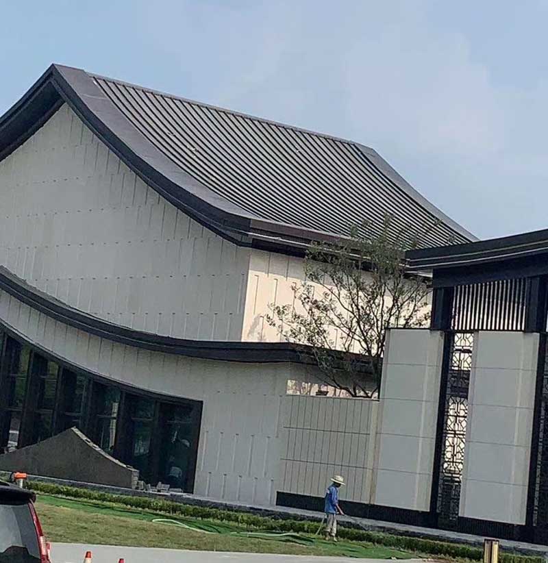 河南金属屋面板的常见类型有哪些？